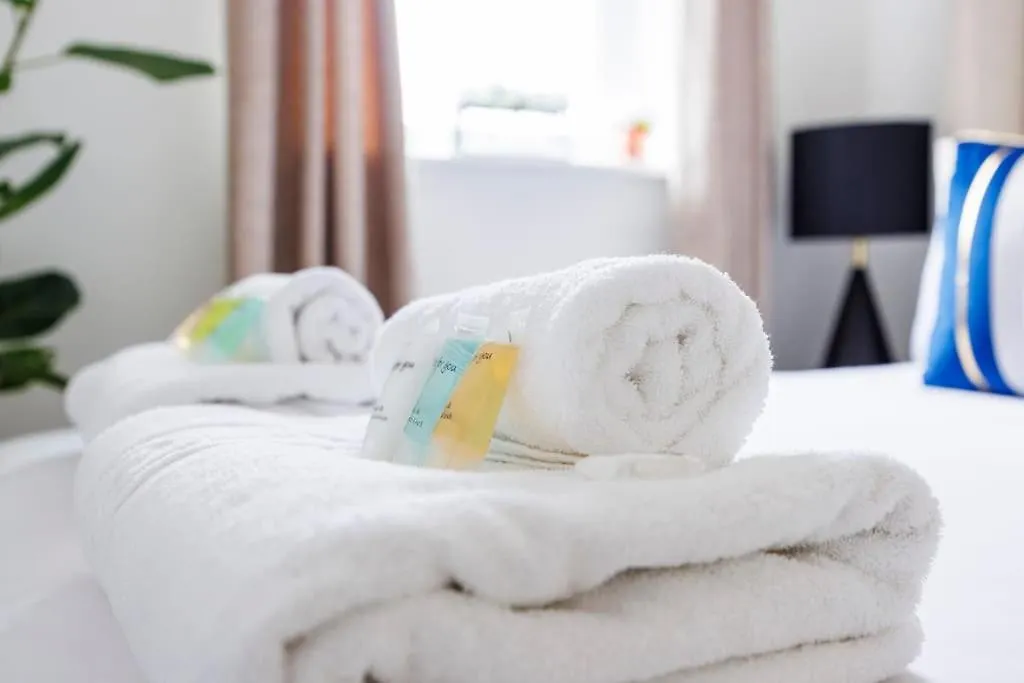 Stylish 3-Bed East London Home Contractors Parking Sleeps 5 Near Excel Londyn Dom wakacyjny