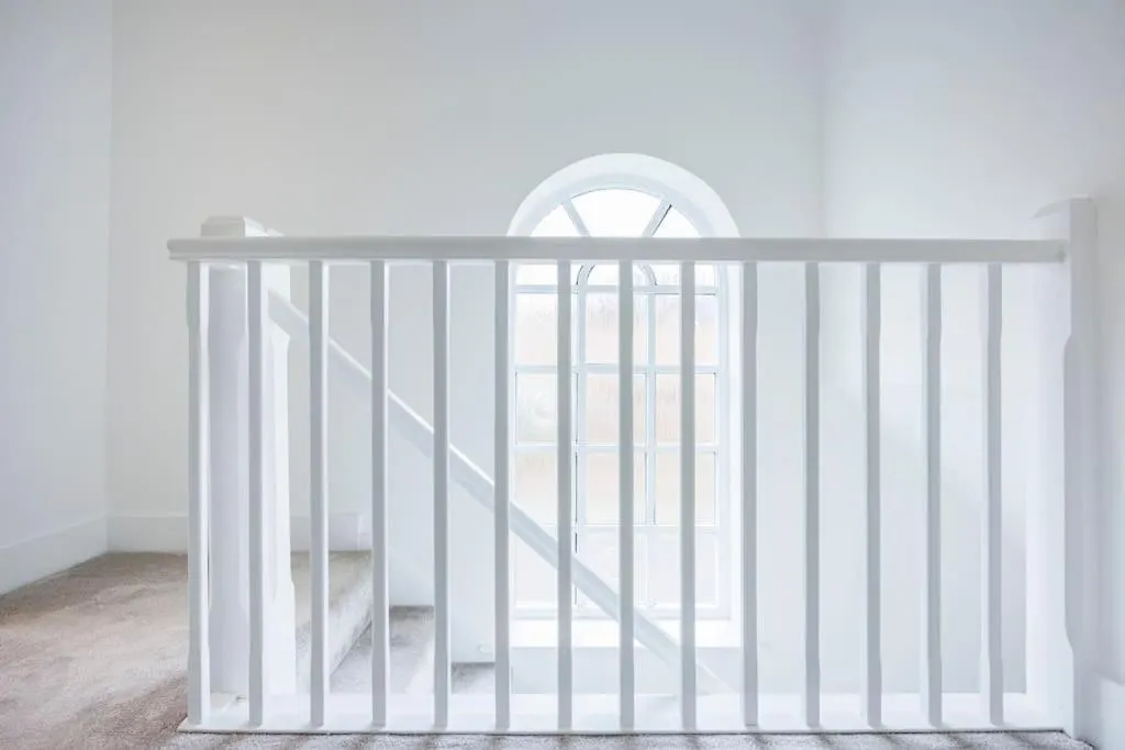 Stylish 3-Bed East London Home Contractors Parking Sleeps 5 Near Excel London